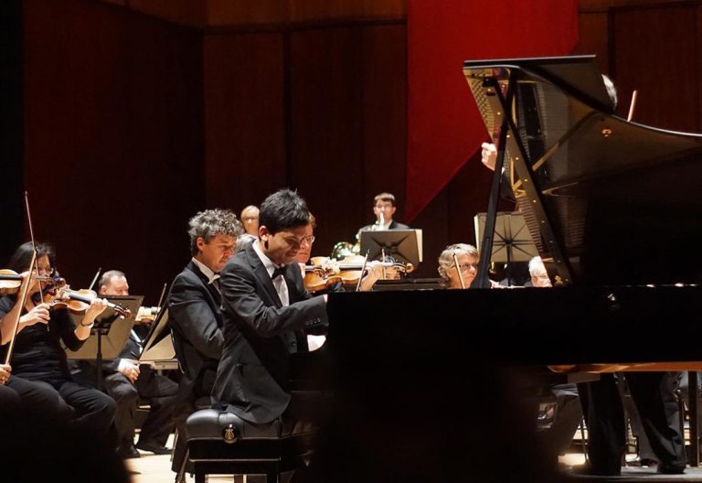 LISZT ZONGORAVERSENY – A VILÁG FIATAL ZONGORISTÁI MOST PÉCSET FIGYELIK