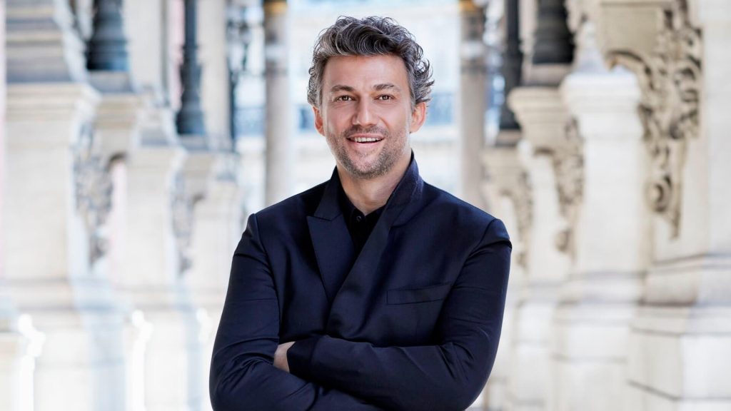 JONAS KAUFMANN – A TENOR, AKI BEJÁRTA A VILÁG NAGY OPERASZÍNPADAIT